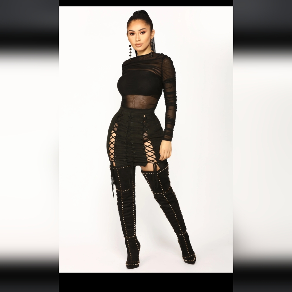 Fashion Nova, small, black